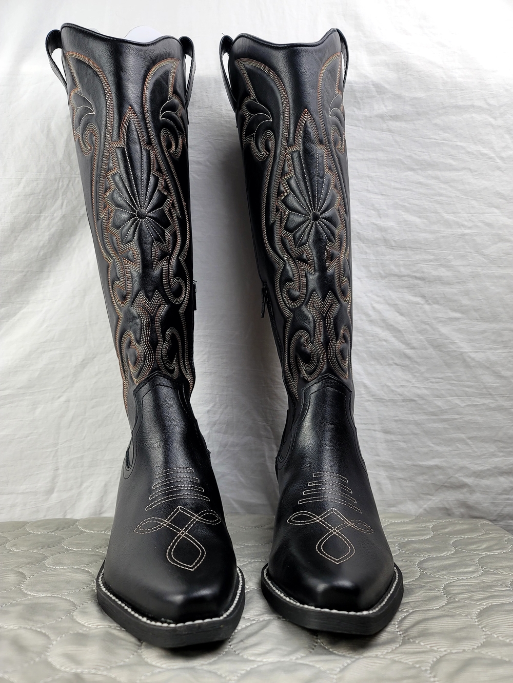 Universal Thread Kenzi Tall Western Boots Black Women Size 7 NWOB Cowboy